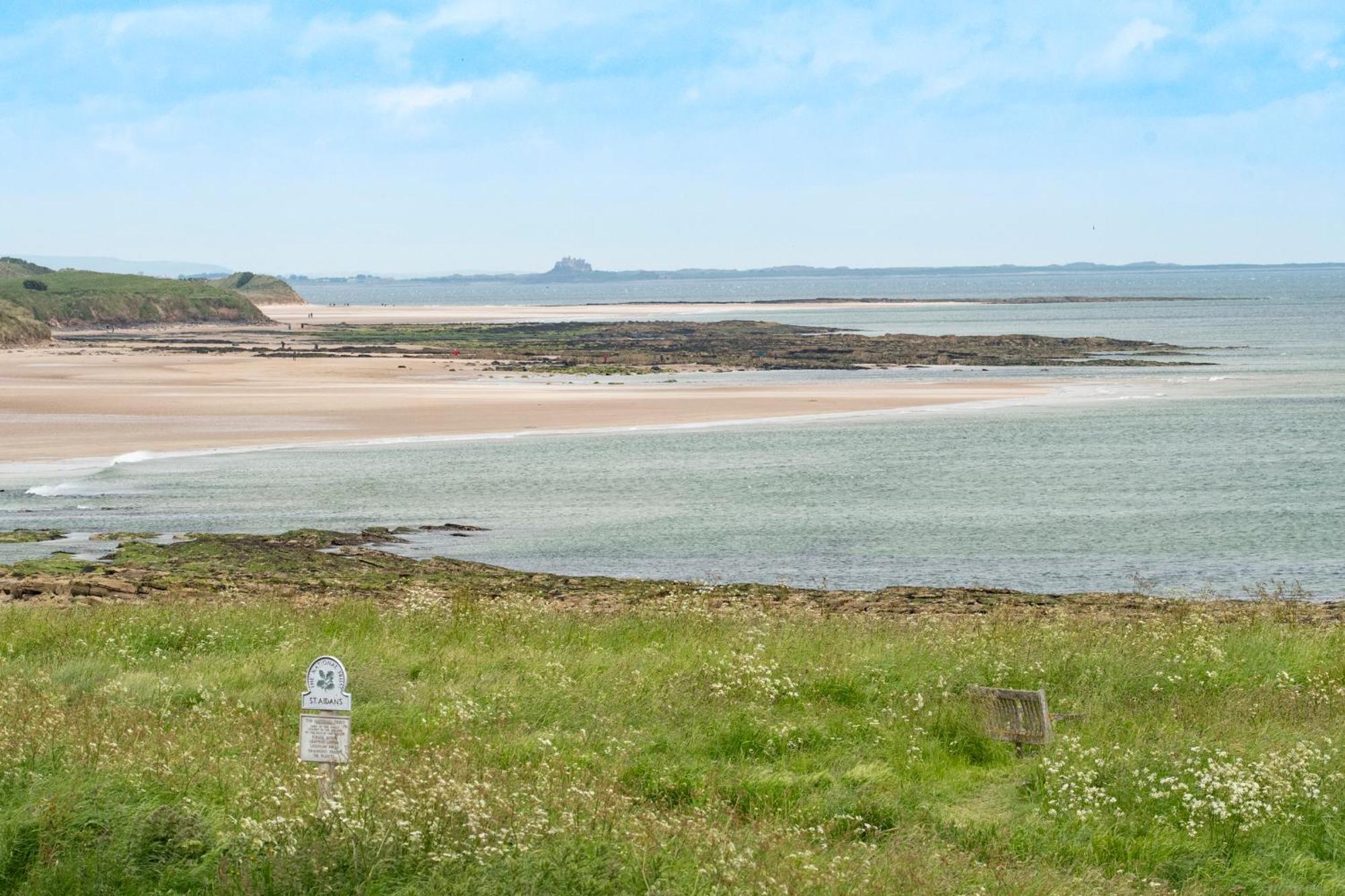 Northern Hideaways, Seascape Seahouses Exterior photo
